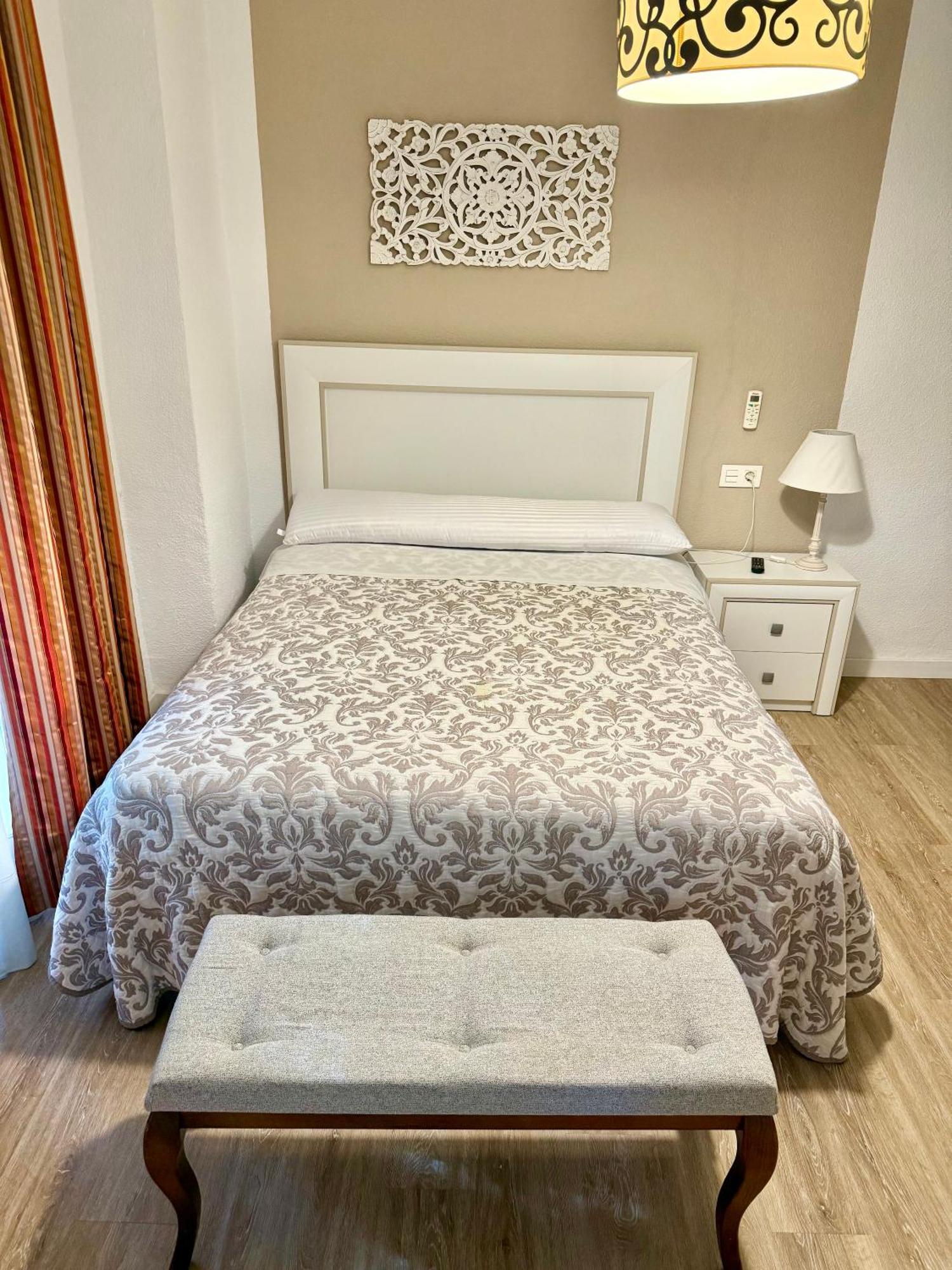 Comfort Triple Room